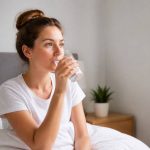 Boire un verre d eau le matin : bienfaits, risques et conseils pour une eau de qualité